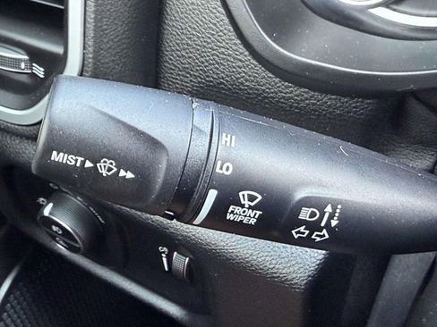 Used 2022 RAM 1500 Big Horn w/ Night Edition AWD/4WD image 19