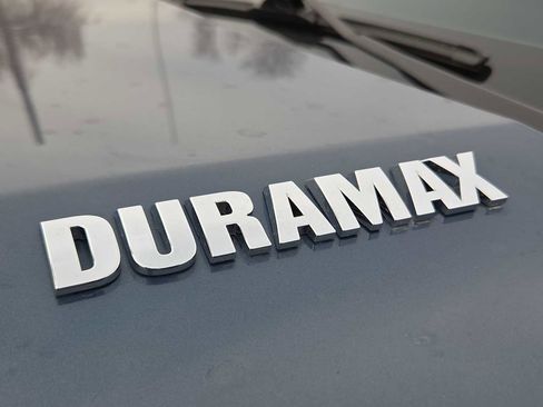 Used 2024 Chevrolet Silverado 1500 High Country w/ Technology Package image 9