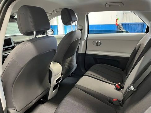 Used 2024 Hyundai Ioniq 5 SEL RWD image 17
