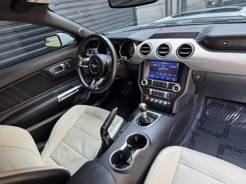 Used 2020 Ford Mustang GT Premium RWD image 19