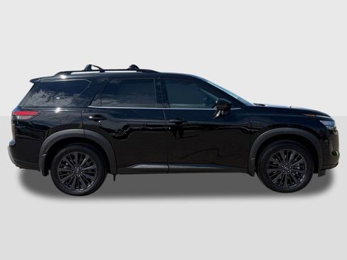New 2026 Nissan Pathfinder SL FWD image 7