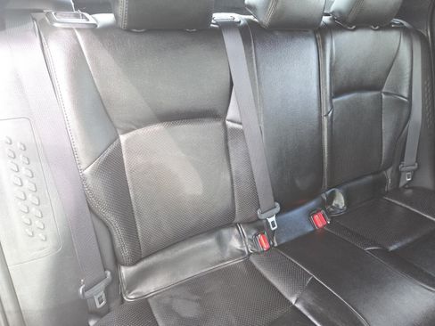 Used 2018 Toyota C-HR XLE FWD image 20