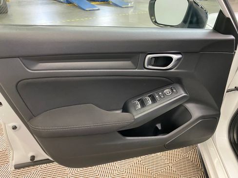 Used 2023 Honda Civic Sport image 15