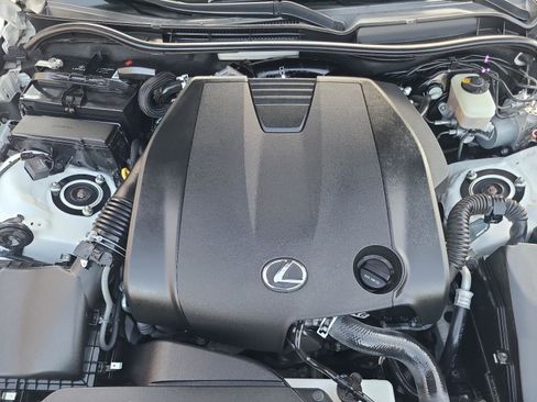 Used 2015 Lexus IS 250 w/ Premium Package RWD image 24