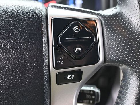 Used 2017 Toyota 4Runner SR5 AWD/4WD image 13