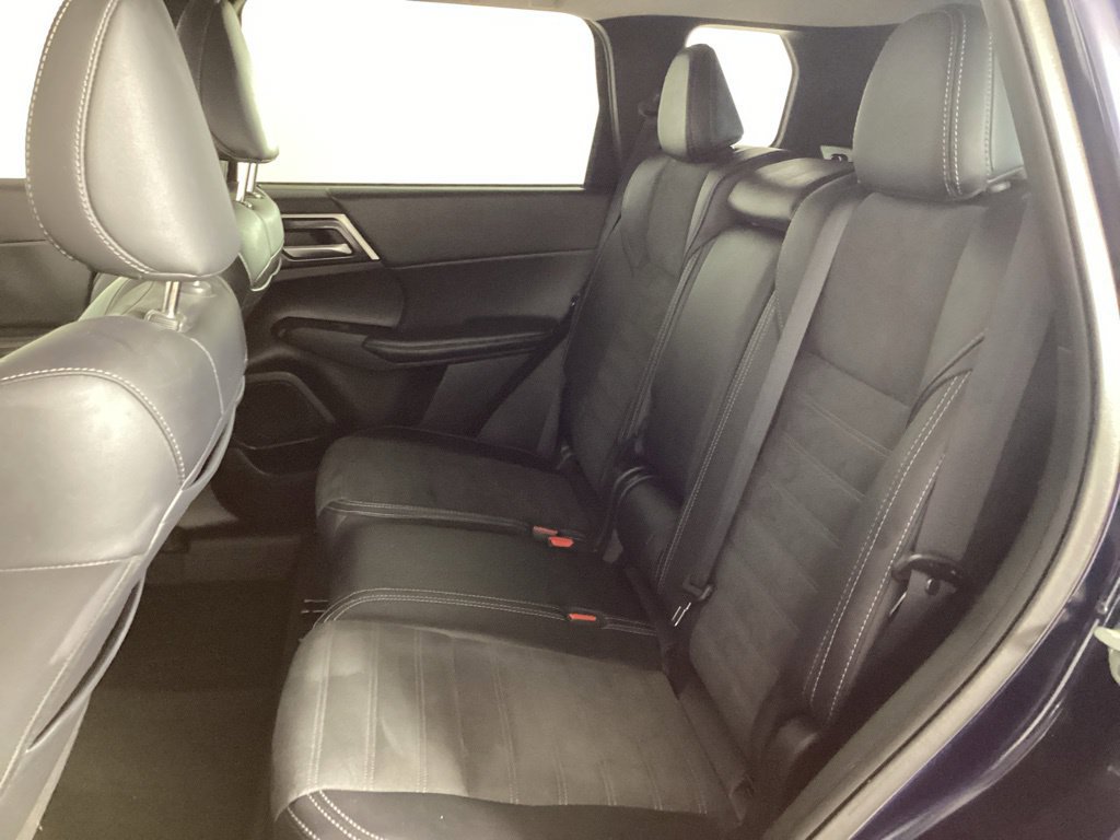 Used 2024 Mitsubishi Outlander SE AWD/4WD image 28
