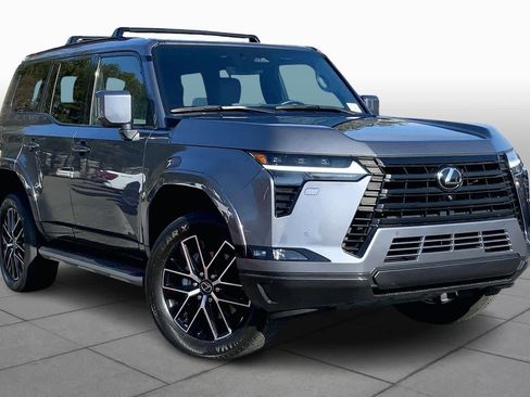 Used 2024 Lexus GX 550 image 2