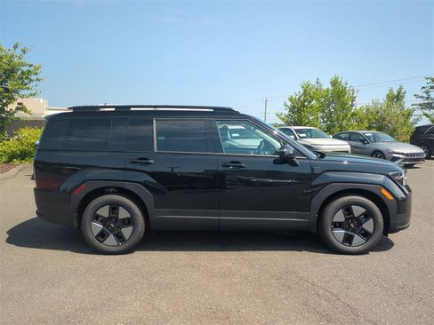 New 2026 Hyundai Santa Fe SEL image 2