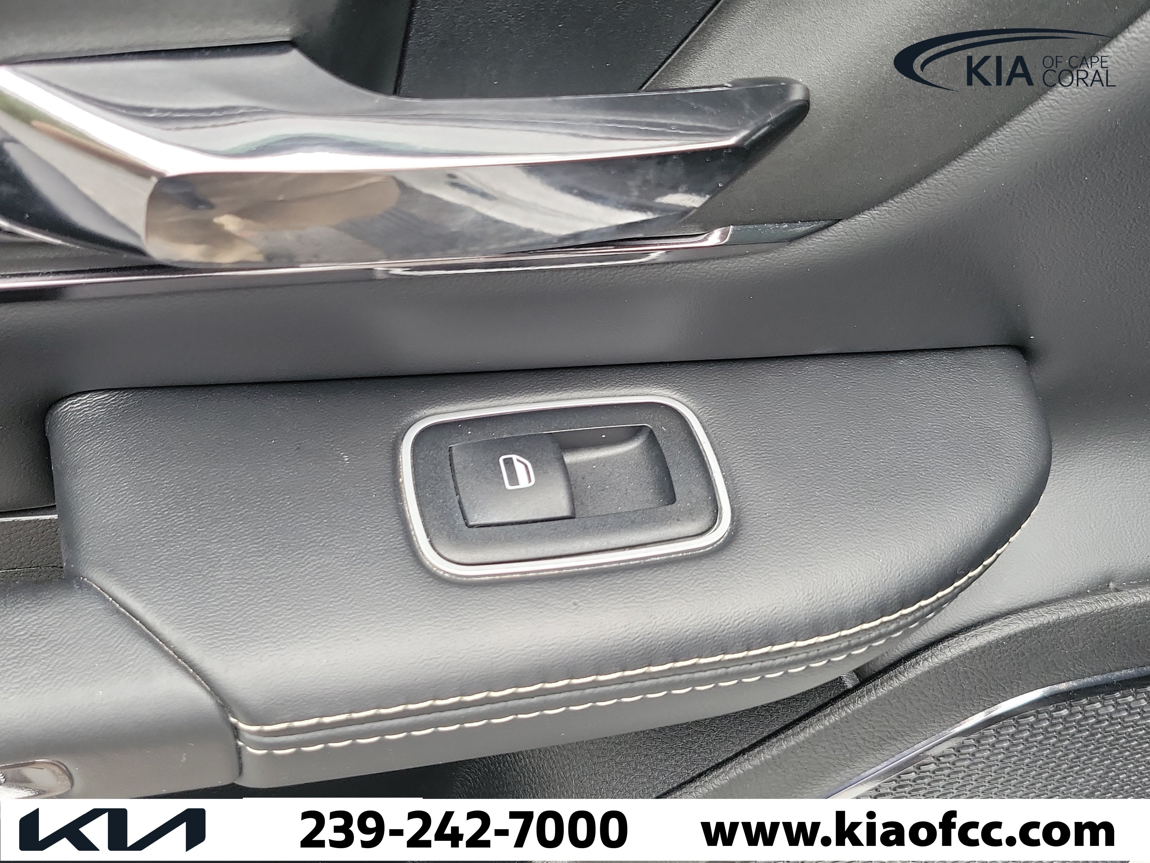Used 2022 RAM 1500 Limited w/ Body Color Bumper Group AWD/4WD image 14