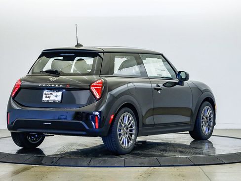 New 2026 MINI Cooper S image 5