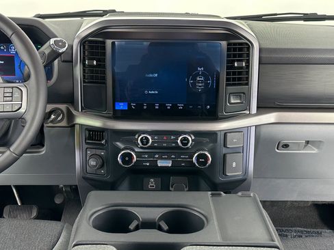 Used 2025 Ford F150 XLT w/ Equipment Group 301A Standard image 35