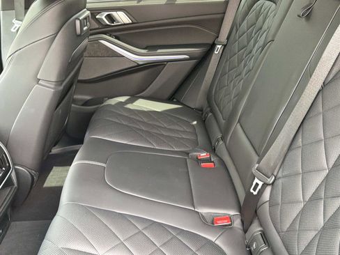 Used 2023 BMW X5 sDrive40i w/ Executive Package RWD image 13