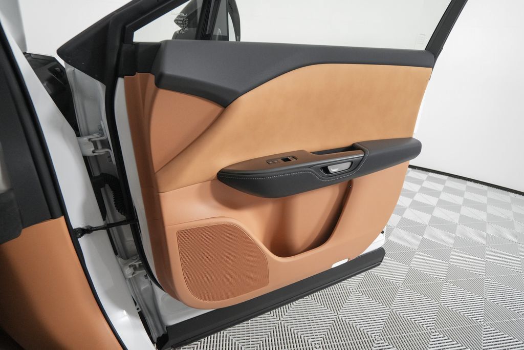 Certified 2025 Lexus RZ 300e w/ Accessory Package (2T) FWD image 21