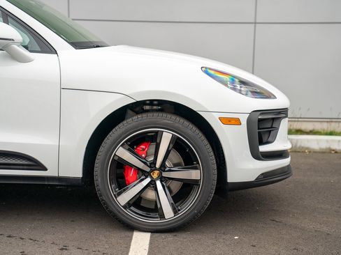 New 2026 Porsche Macan S AWD/4WD image 9
