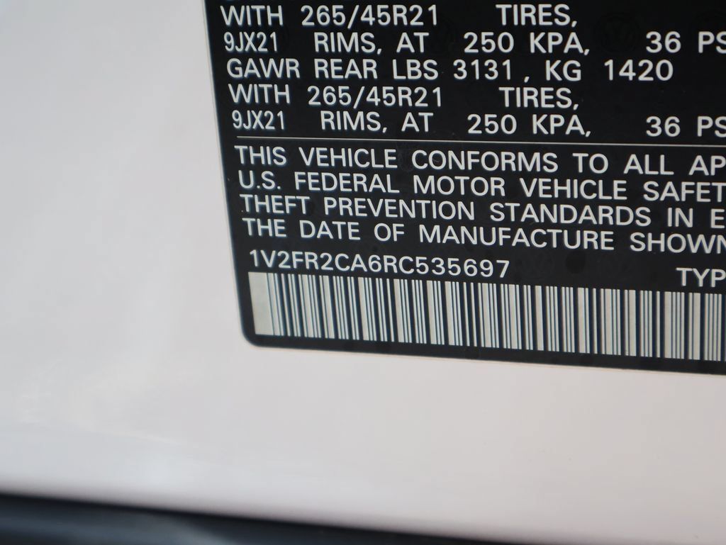 Used 2024 Volkswagen Atlas SEL Premium R-Line AWD/4WD image 44