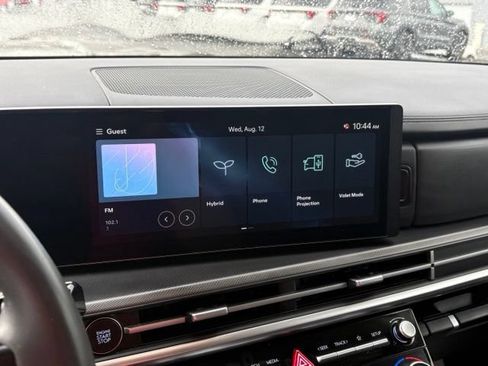 Used 2025 Hyundai Santa Fe SEL FWD image 16