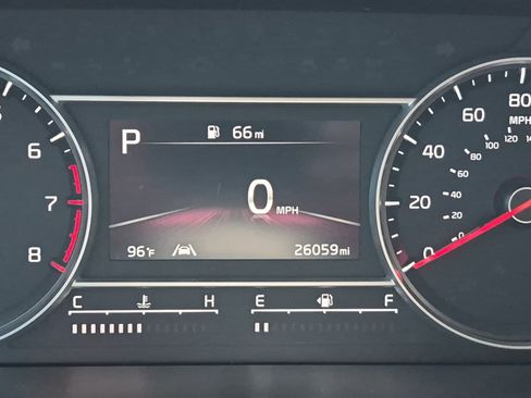 Used 2023 Kia Sorento EX w/ Panoramic Sunroof Package FWD image 2