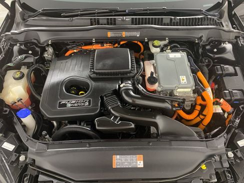 Used 2020 Ford Fusion Energi Titanium image 10