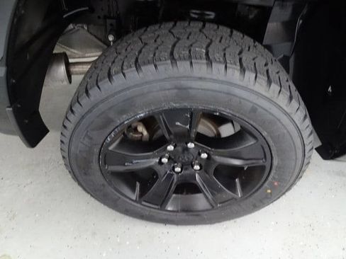 Certified 2023 RAM 1500 Big Horn AWD/4WD image 30