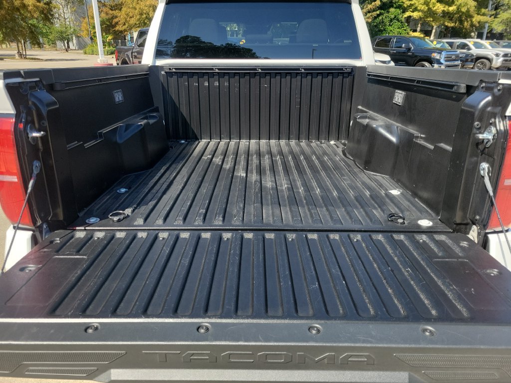 Certified 2026 Toyota Tacoma SR5 RWD image 33