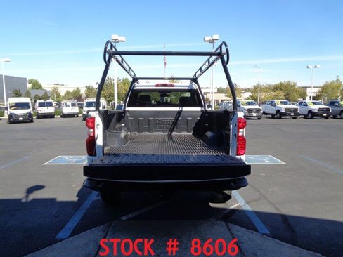 Used 2023 Chevrolet Silverado 2500 W/T w/ WT Convenience Package RWD image 5