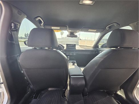 Used 2023 Honda Civic Sport image 11