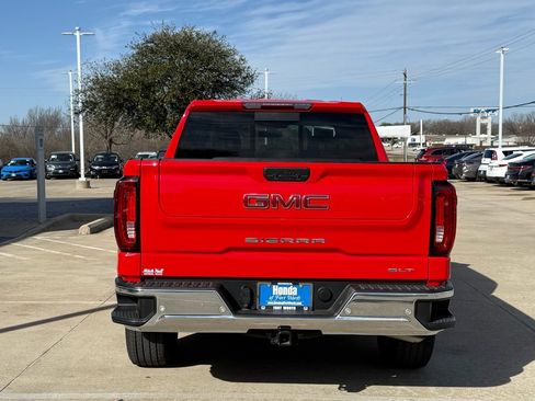 Used 2021 GMC Sierra 1500 SLT image 4