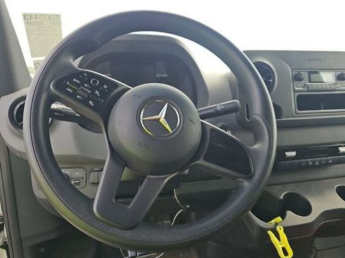 Used 2021 Mercedes-Benz Sprinter 2500 w/ Driver Convenience Package image 16