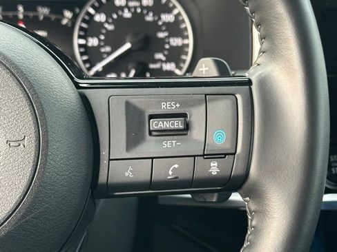 Certified 2025 Nissan Pathfinder SL AWD/4WD image 39