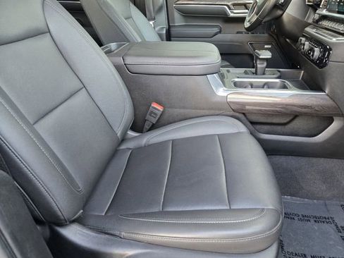 Used 2023 Chevrolet Silverado 1500 LTZ image 12