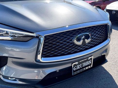 Used 2019 INFINITI QX50 Essential w/ Sensory Package AWD/4WD image 39