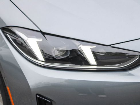 New 2026 BMW i4 eDrive40 w/ Premium Package RWD image 8