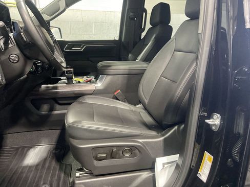 Certified 2024 Chevrolet Silverado 1500 LTZ w/ LTZ Premium Package AWD/4WD image 13