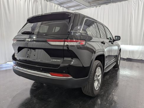 Used 2024 Jeep Grand Cherokee Laredo X image 6