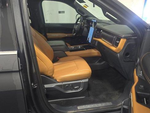 Used 2022 Ford Expedition Max Platinum image 7