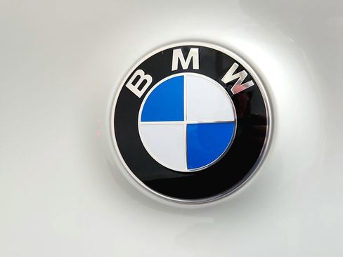 Used 2025 BMW X3 xDrive30i w/ Convenience Package image 12