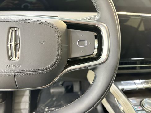 New 2026 Lincoln Nautilus Premier image 15