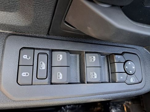 New 2026 RAM 3500 Tradesman AWD/4WD image 17