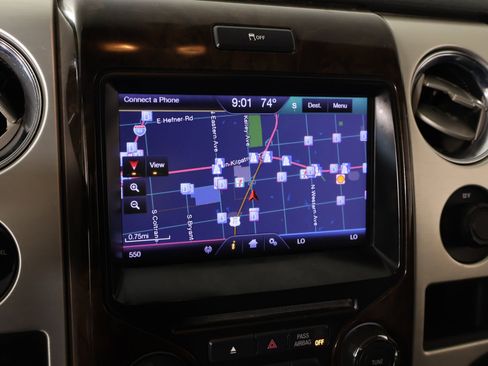 Used 2013 Ford F150 Platinum AWD/4WD image 7