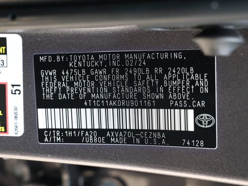 Used 2024 Toyota Camry LE FWD image 32