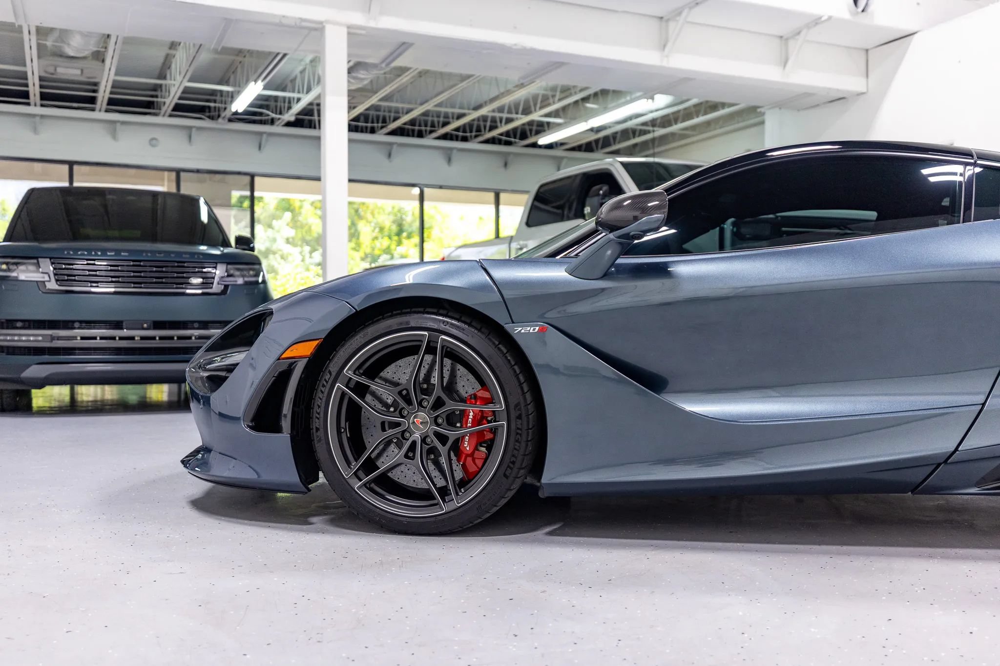 Used 2018 McLaren 720S Performance RWD image 19