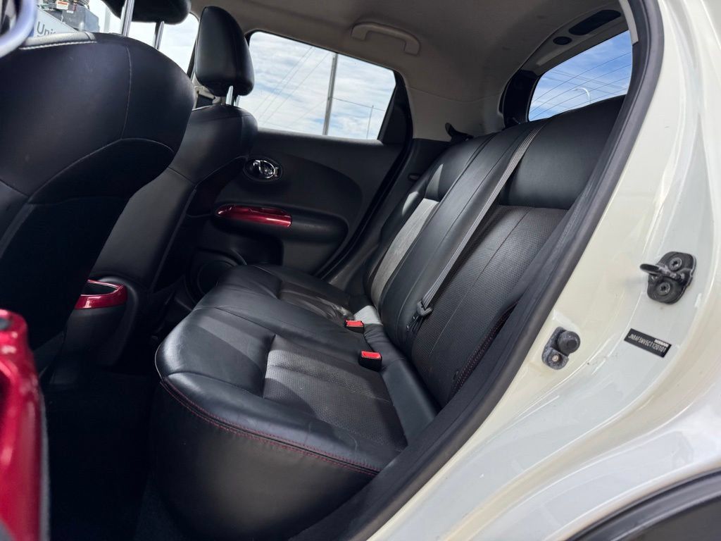 Used 2012 Nissan Juke SL w/ Chrome Pkg AWD/4WD image 9