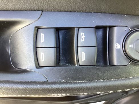 Used 2023 Buick Encore GX Select image 41