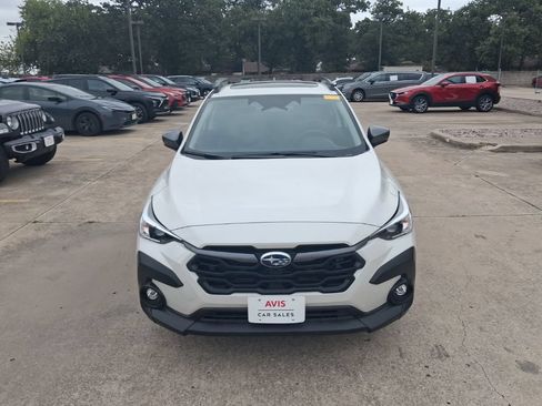 Used 2025 Subaru Crosstrek 2.5i Premium AWD/4WD image 5