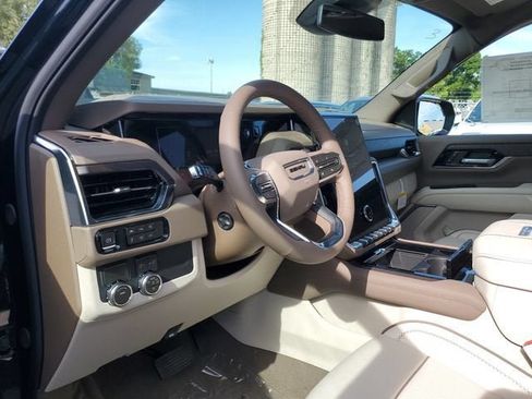 New 2026 GMC Yukon Denali RWD image 20