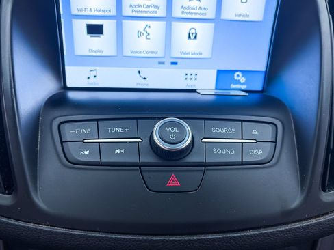 Used 2018 Ford Escape SE w/ SE Sync 3 Package FWD image 22