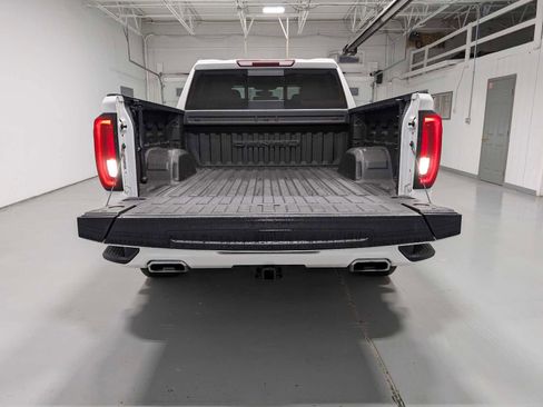 Certified 2022 GMC Sierra 1500 Denali w/ Denali Premium Package image 45