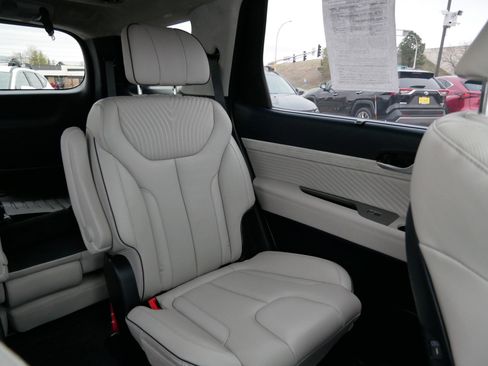 Used 2023 Hyundai Palisade Calligraphy AWD/4WD image 14