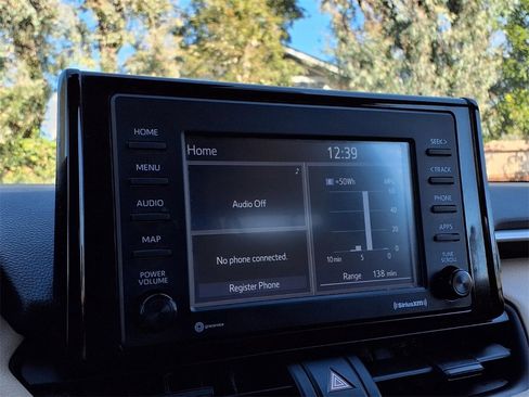 Certified 2022 Toyota RAV4 LE image 7