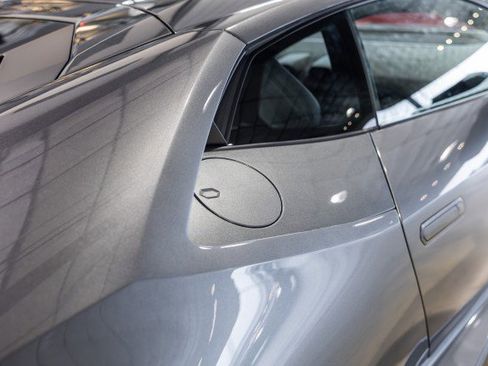 Used 2021 Lamborghini Huracan EVO image 20